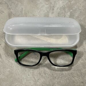 Nike 5509 eyeglass frames black green unisex and clamshell case